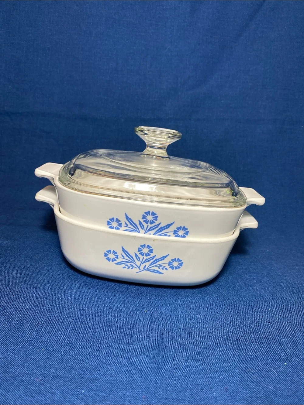 Corningware Two Vintage 1 qt Casseroles P-1-B in Blue Cornflower with one Lid